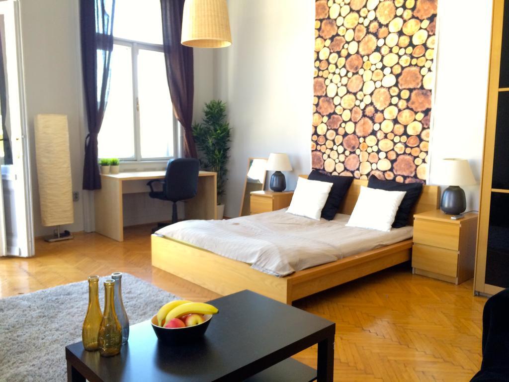 Budget Apartment By Hi5 - Oktober 6 Str 4 Budapest Esterno foto