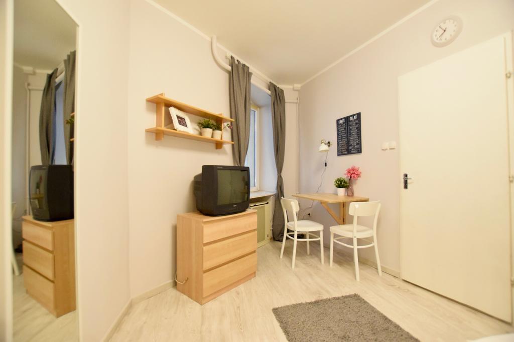 Budget Apartment By Hi5 - Oktober 6 Str 4 Budapest Esterno foto