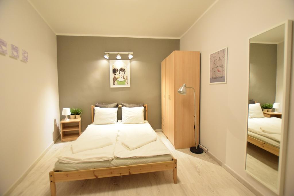 Budget Apartment By Hi5 - Oktober 6 Str 4 Budapest Esterno foto