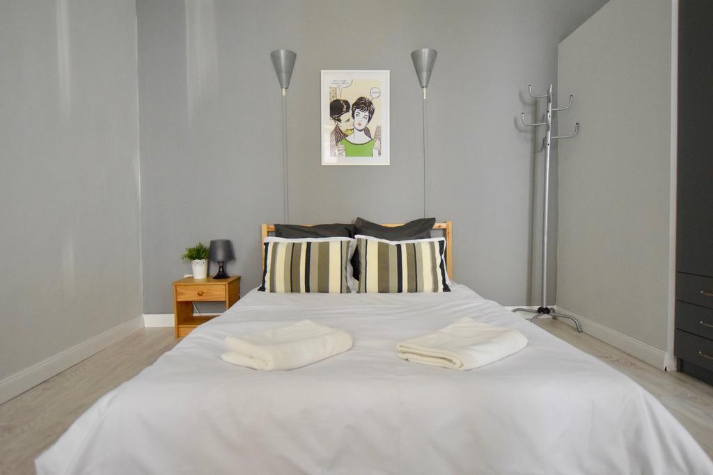 Budget Apartment By Hi5 - Oktober 6 Str 4 Budapest Esterno foto